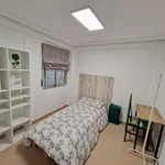 Rent 3 bedroom apartment in Castellón de la Plana