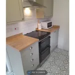 Rent 3 bedroom house in Wales