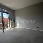 Affitto 4 camera appartamento di 120 m² in Saluzzo