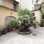 Rent 15 bedroom apartment of 65 m² in Como