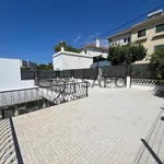 Rent 4 bedroom house of 200 m² in Lisbon