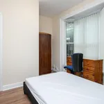 Rent 4 bedroom apartment in West Midlands