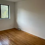 Rent 3 bedroom apartment of 167 m² in Staten Island