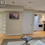 Appartement de 107 m² avec 1 chambre(s) en location à Toronto (West Humber-Clairville)