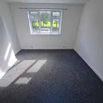 Rent 3 bedroom flat in Dundee