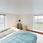 Rent 2 bedroom house in South West England