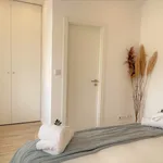 Rent 1 bedroom apartment of 120 m² in Oeiras