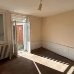 Maison de 90 m² avec 4 chambre(s) en location à Pocé-sur-Cisse