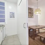 Rent 3 bedroom apartment in Barcelona