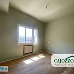 Affitto 3 camera appartamento di 90 m² in Palermo