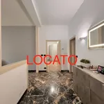 Rent 4 bedroom apartment of 130 m² in Milano