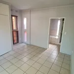 Rent 2 bedroom apartment of 100 m² in Gauteng