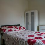 Rent 4 bedroom flat in Birmingham