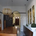 Rent 7 bedroom house of 220 m² in Prato