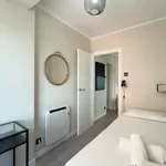 Rent 4 bedroom apartment of 65 m² in Barcelona