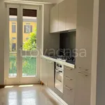 Rent 3 bedroom apartment of 90 m² in Milano