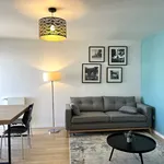 Rent 2 bedroom apartment of 68 m² in Suresnes