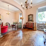 Rent 1 bedroom apartment of 180 m² in torino