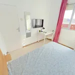 Rent 4 bedroom apartment in Seville