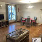 Rent 4 bedroom apartment of 105 m² in Versailles