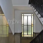 Rent 2 bedroom apartment of 70 m² in Milano