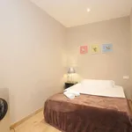 Rent 1 bedroom apartment of 30 m² in barcelona