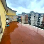 Affitto 2 camera appartamento di 60 m² in Napoli