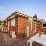 Rent 2 bedroom apartment in Doncaster East