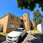 Rent 2 bedroom apartment in Portsmouth