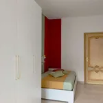 Rent a room in milan