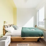 Rent a room of 96 m² in Berlin