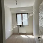 Rent 4 bedroom apartment of 96 m² in İstanbul