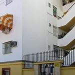 Alquilo 2 dormitorio apartamento de 60 m² en Seville']