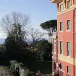 Rent 5 bedroom apartment of 150 m² in Genova