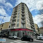 Affitto 2 camera appartamento di 64 m² in Turin