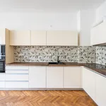 Pronajměte si 3 ložnic/e byt o rozloze 72 m² v Prague