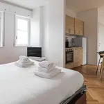 Rent 1 bedroom apartment of 33 m² in milan