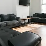 Rent 6 bedroom house in Leeds