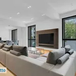 Rent 4 bedroom apartment of 200 m² in Milan