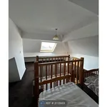 Rent 4 bedroom house in Yorkshire And The Humber