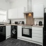 Rent 3 bedroom flat of 1076 m² in Liverpool