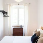 Rent 3 bedroom apartment of 16 m² in Lisbon