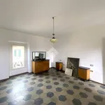 Rent 2 bedroom apartment of 85 m² in Adro