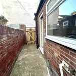 Rent 3 bedroom house in Hull