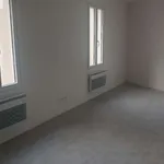 Appartement de 27 m² avec 1 chambre(s) en location à Marseille-en-Beauvaisis