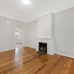 Rent 2 bedroom apartment in Melbourne