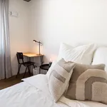 Rent 4 bedroom apartment of 13 m² in Frankfurt