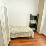 Rent a room of 55 m² in Madrid