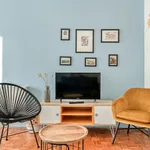 Rent 2 bedroom apartment of 34 m² in Paris