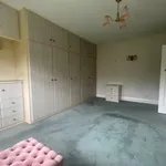 Rent 4 bedroom house in West Midlands